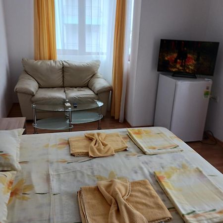 Guest House Vasilevi Nesebar Esterno foto